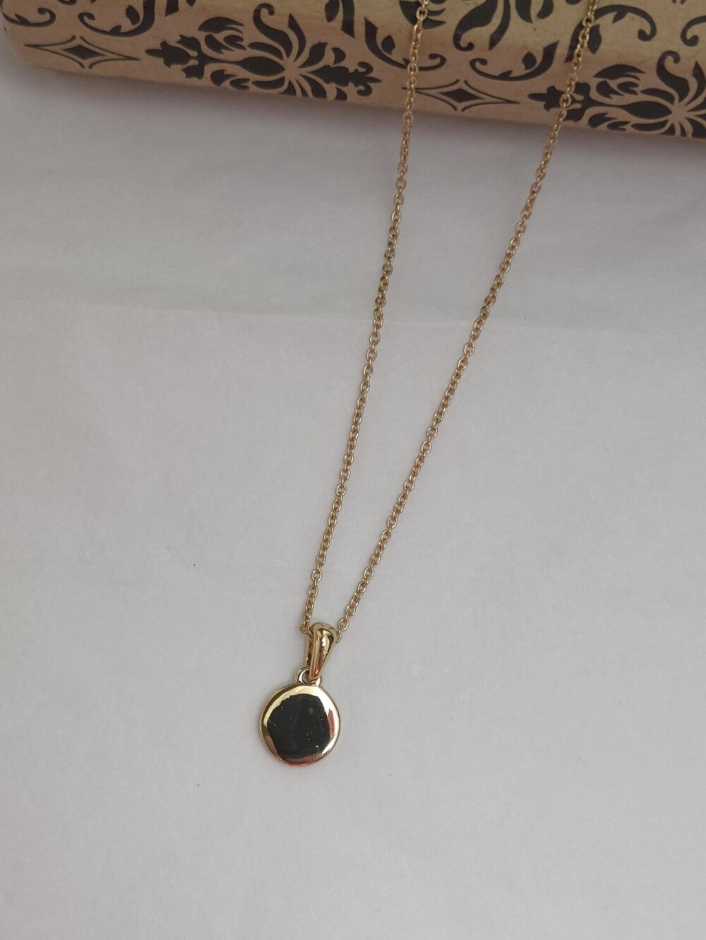 Gold Plated Round Charm Pendant Necklace Monogramable Pendant Necklace - Picture 15 of 15